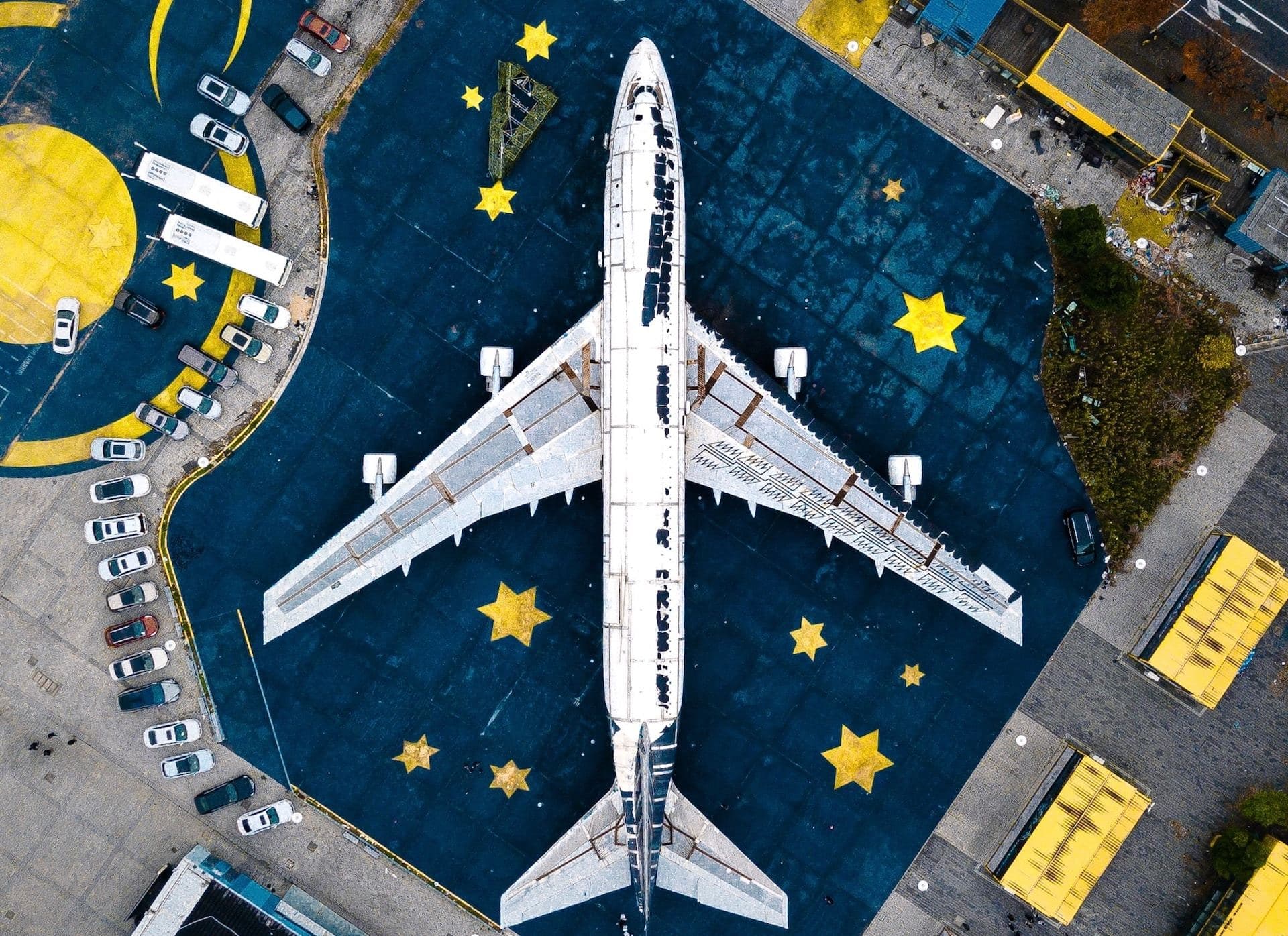 Необычные развлечения в аэропортах мира